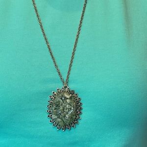 Vintage - jade/metal necklace